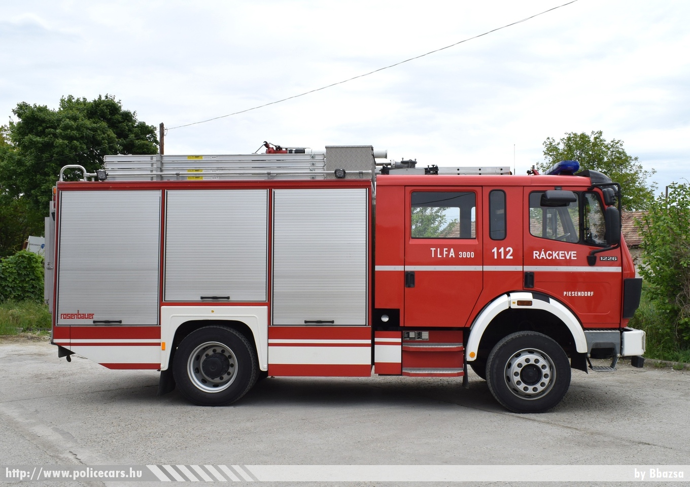 Mercedes 1226, Ráckevei Önkormányzati Tûzoltóparancsnokság, fotó: Bbazsa
Keywords: tûzoltóautó tûzoltó ÖTP tûzoltóság magyar Magyarország fire firetruck Hungary hungarian RVS-369