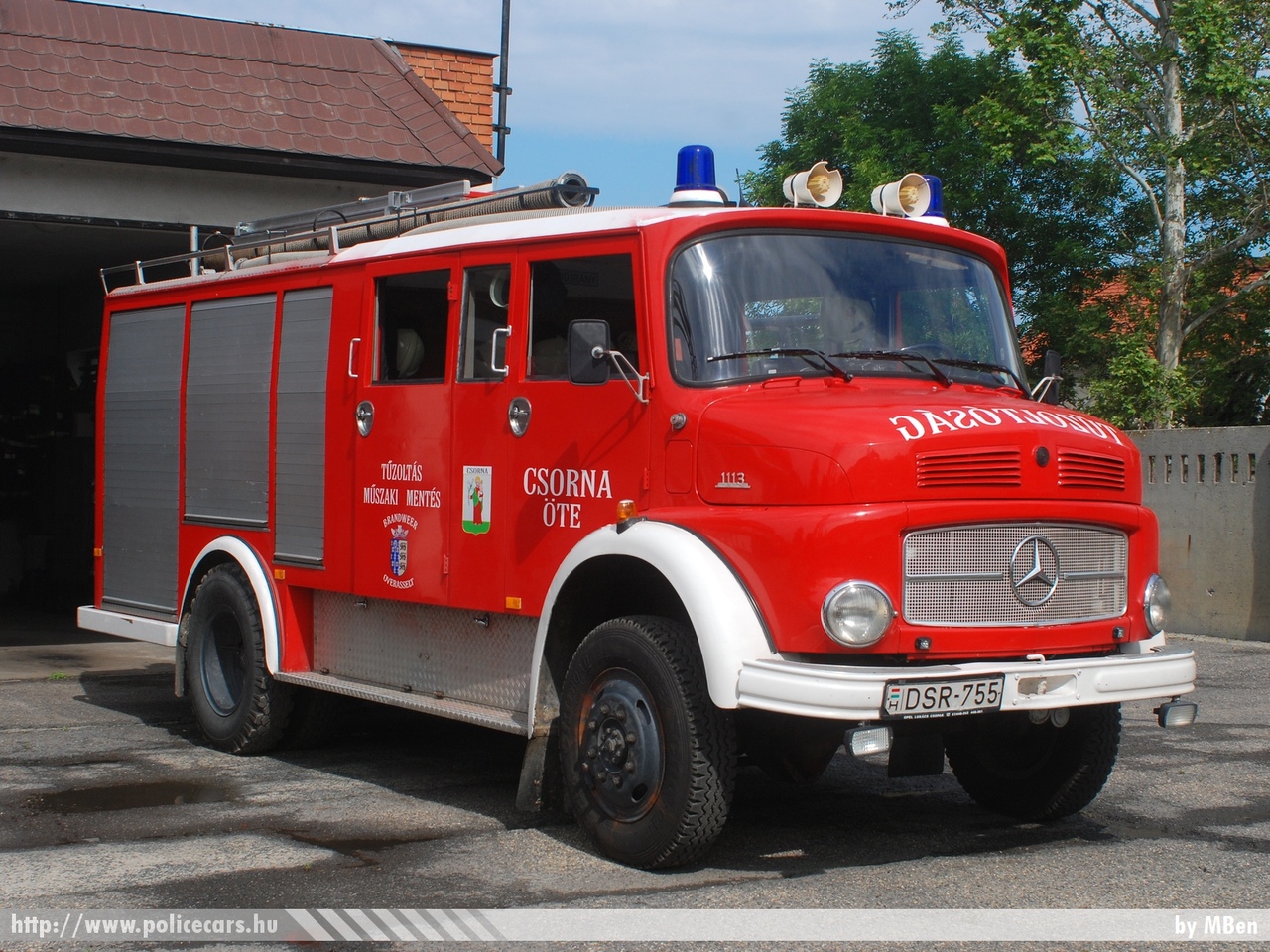 Mercedes-Benz 1113, Csorna Város Önkéntes Tûzoltó Egyesülete, fotó: MBen
Keywords: tûzoltó tûzoltóautó tûzoltóság magyar Magyarország ÖTE hungarian Hungary fire firetruck DSR-755