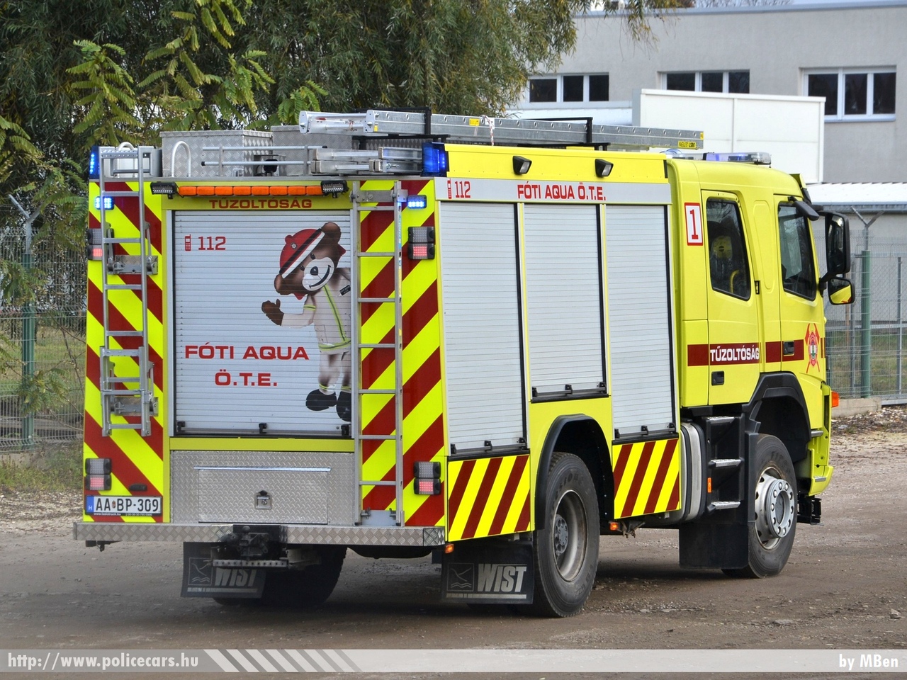Volvo FM, Fóti Aqua Önkéntes Tûzoltó Egyesület, fotó: MBen
Keywords: tûzoltó tûzoltóautó tûzoltóság magyar Magyarország ÖTE hungarian Hungary fire firetruck AABP-309