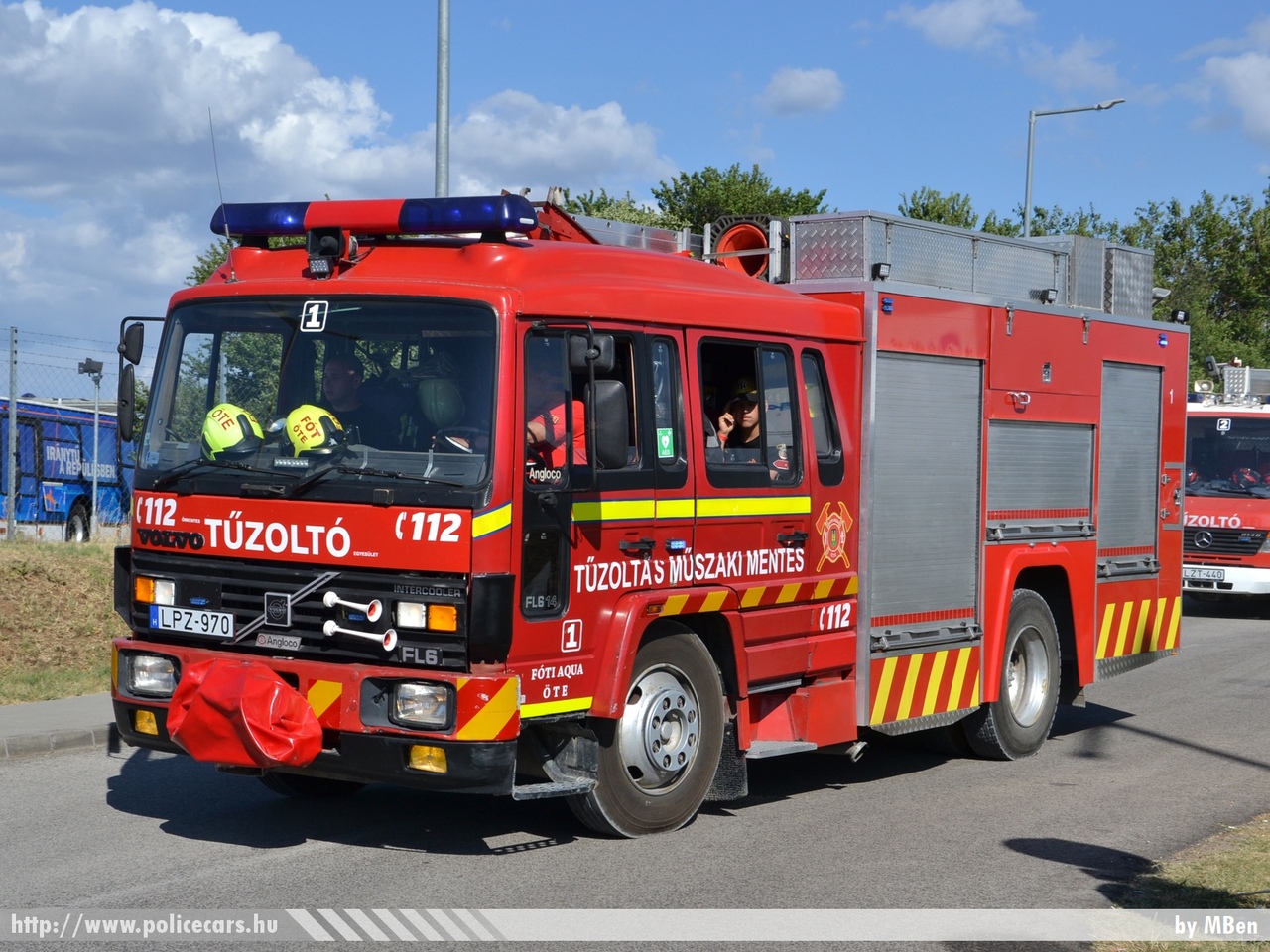 Volvo FL6, Fóti Aqua Önkéntes Tûzoltó Egyesület, fotó: MBen
Keywords: tûzoltó tûzoltóautó tûzoltóság magyar Magyarország ÖTE hungarian Hungary fire firetruck LPZ-970