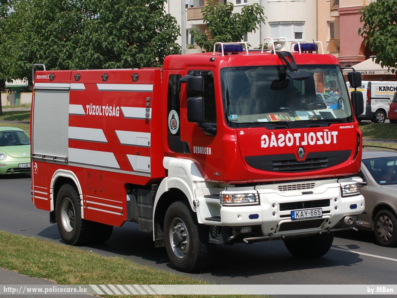 Renault Kerax Aquarius 4x4, Püspökladányi Hivatásos Tûzoltóparancsnokság, fotó: MBen
Keywords: tûzoltóautó tûzoltó tûzoltóság magyar Magyarország katasztrófavédelem fire firetruck Hungary hungarian KAY-665