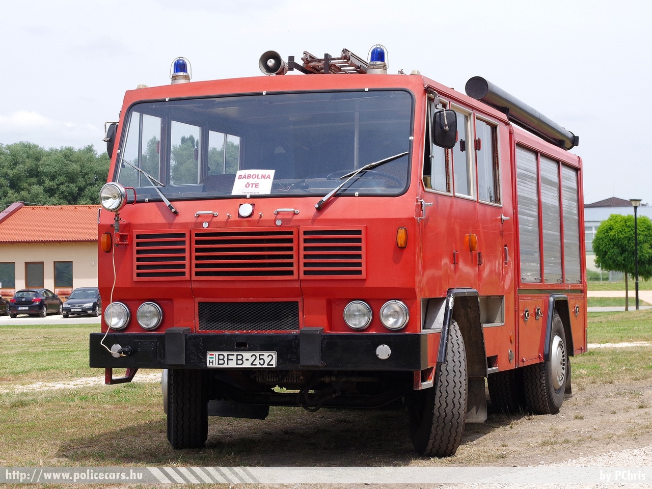 Csepel D707.30 MIM Tü-1, Bábolnai Önkéntes Tűzoltó Egyesület, fotó: PChris
Keywords: tűzoltó tűzoltóautó tűzoltóság magyar Magyarország ÖTE hungarian Hungary fire firetruck BFB-252