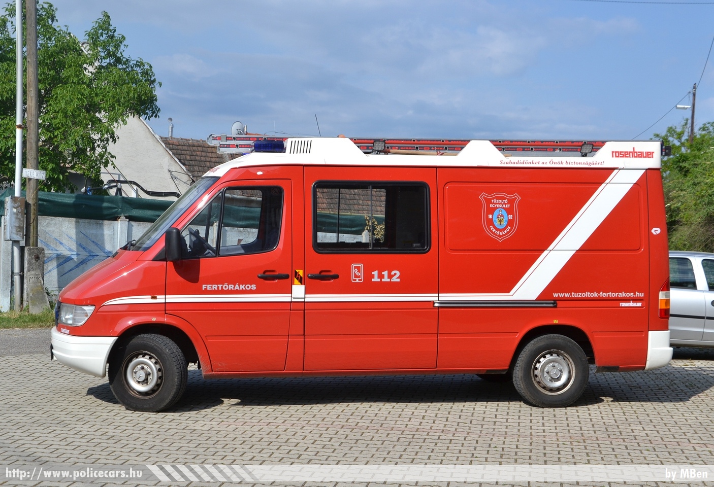 Mercedes Sprinter 314, Fertőrákosi Tűzoltó Egyesület, fotó: MBen
Keywords: tűzoltó tűzoltóautó tűzoltóság magyar Magyarország ÖTE hungarian Hungary fire firetruck AAHR-845