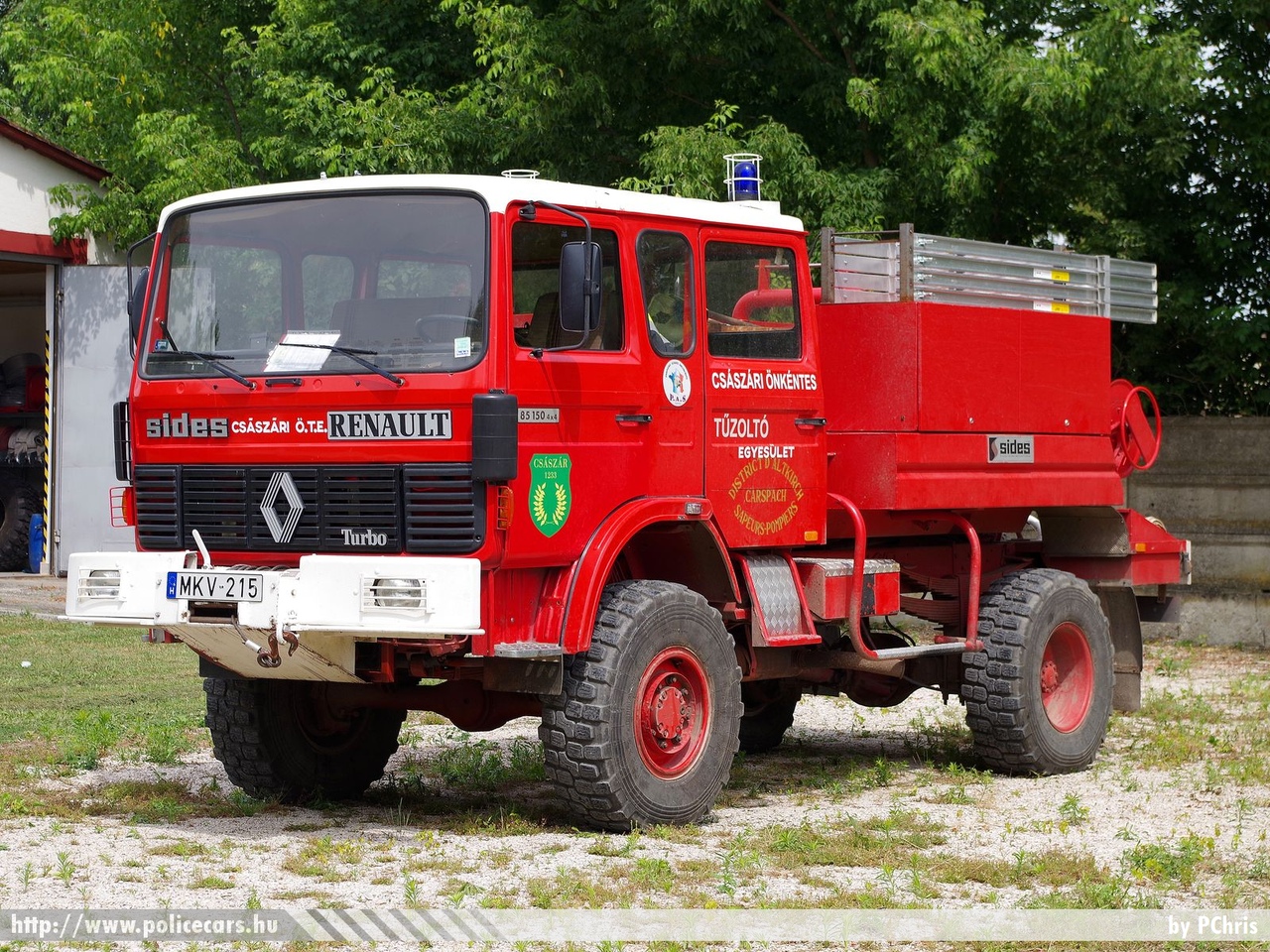 Renault 85-150 4x4 Sides, Császári Önkéntes Tűzoltó Egyesület, fotó: PChris
Keywords: tűzoltó tűzoltóautó tűzoltóság magyar Magyarország ÖTE hungarian Hungary fire firetruck MKV-215