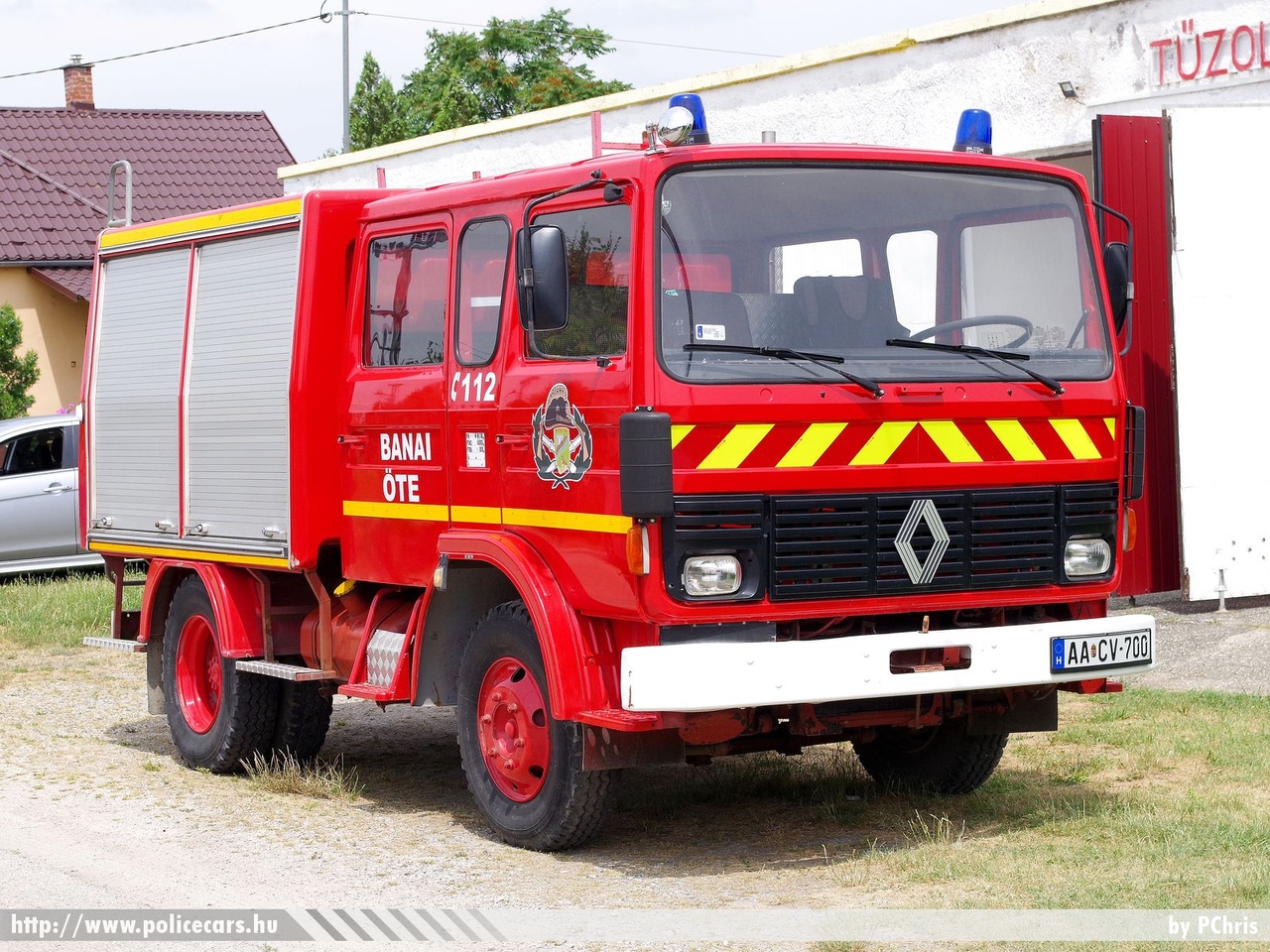 Renault Camiva FPTL JN90, Banai Önkéntes Tűzoltó Egyesület, fotó: PChris
Keywords: ÖTE magyar Magyarország tûzoltó tûzoltóautó tûzoltóság Hungary hungarian fire firetruck AACV-700