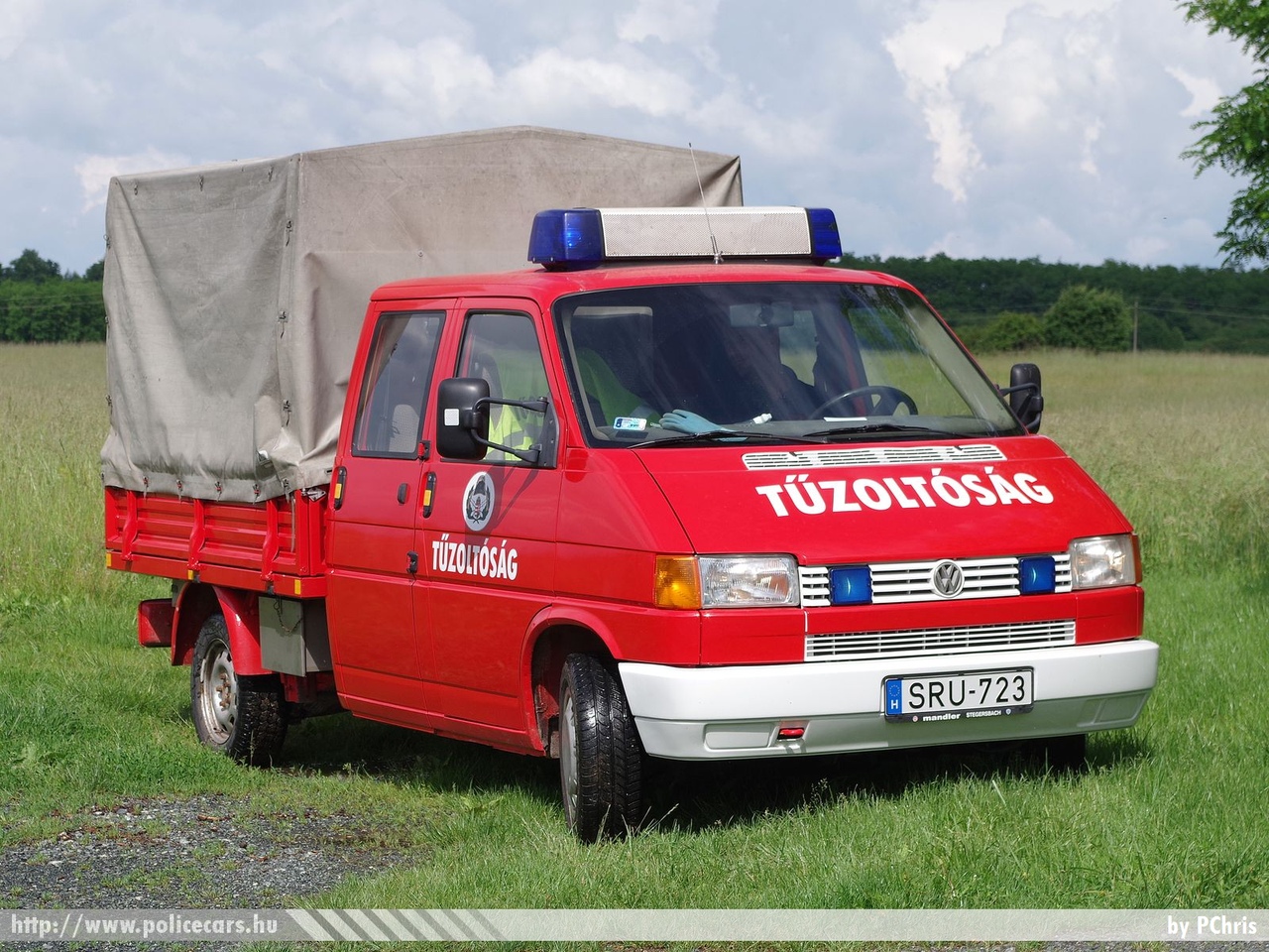 Volkswagen Transporter T4 70D, Kőszegfalvi Önkéntes Tűzoltó Egyesület, fotó: PChris
Keywords: ÖTE magyar Magyarország tûzoltó tûzoltóautó tûzoltóság Hungary hungarian fire firetruck SRU-723 Kőszegfalva