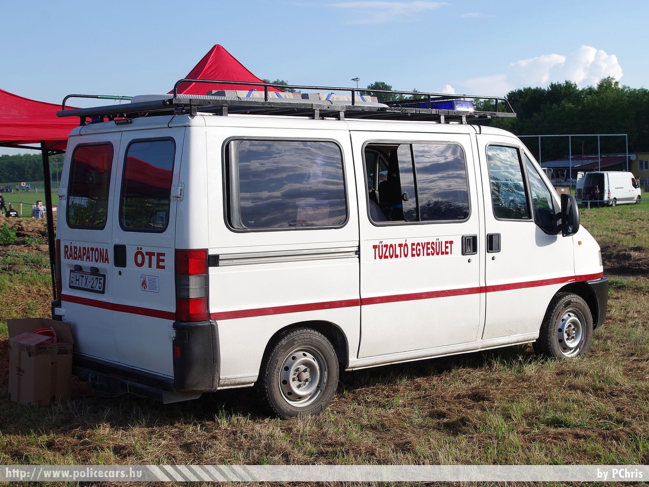 Citroen Jumper, Rábapatonai Önkéntes Tűzoltó Egyesület, fotó: PChris
Keywords: ÖTE magyar Magyarország tûzoltó tûzoltóautó tûzoltóság Hungary hungarian fire firetruck HTX-275