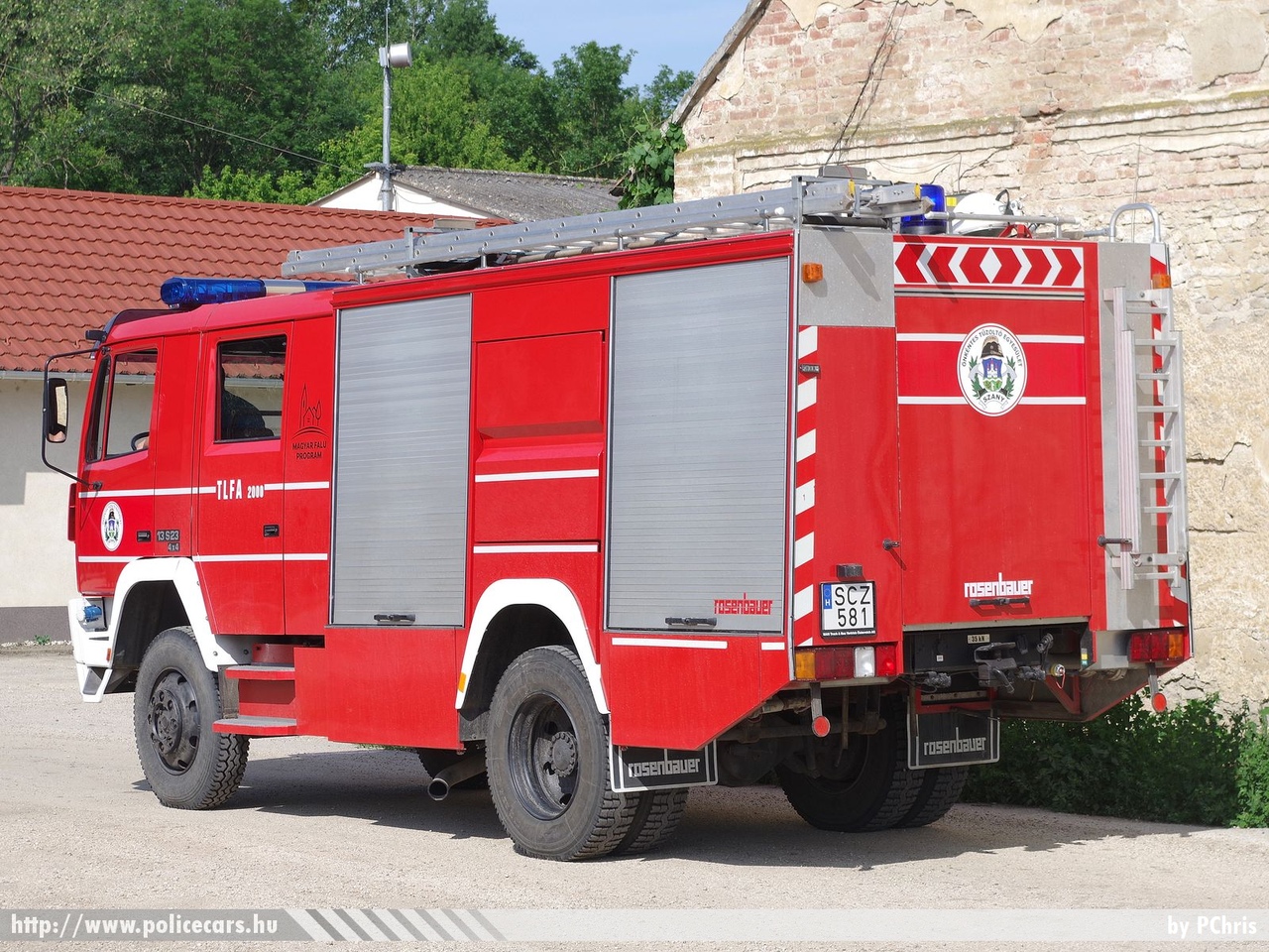 Steyr 13S23 4x4 Rosenbauer, Szany Nagyközség Önkéntes Tűzoltó Egyesülete, fotó: PChris
Keywords: ÖTE magyar Magyarország tûzoltó tûzoltóautó tûzoltóság Hungary hungarian fire firetruck SCZ-581
