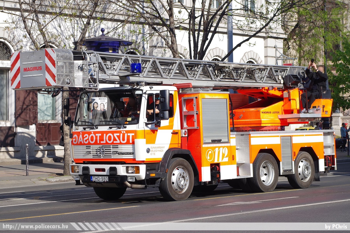 Mercedes-Benz 1124 Magirus Leiter, Délegyháza-Dunavarsány Önkéntes Tűzoltó Egyesület, fotó: PChris
Keywords: ÖTE magyar Magyarország tűzoltó tűzoltóautó tűzoltóság Hungary hungarian fire firetruck THD-980
