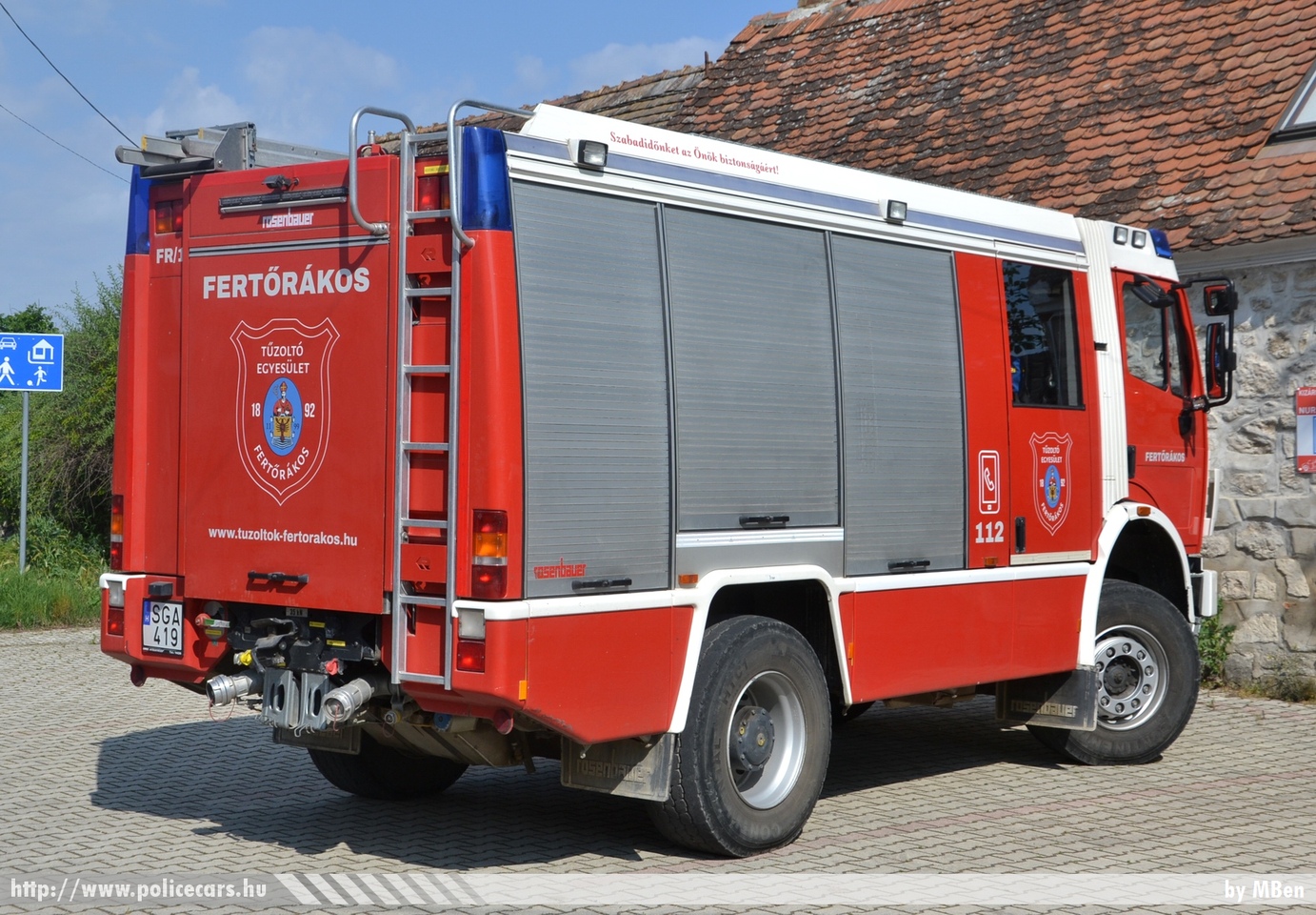 Mercedes 1627 AF Rosenbauer, Fertőrákosi Tűzoltó Egyesület, fotó: MBen
Keywords: ÖTE magyar Magyarország tűzoltó tűzoltóautó tűzoltóság Hungary hungarian fire firetruck SGA-419