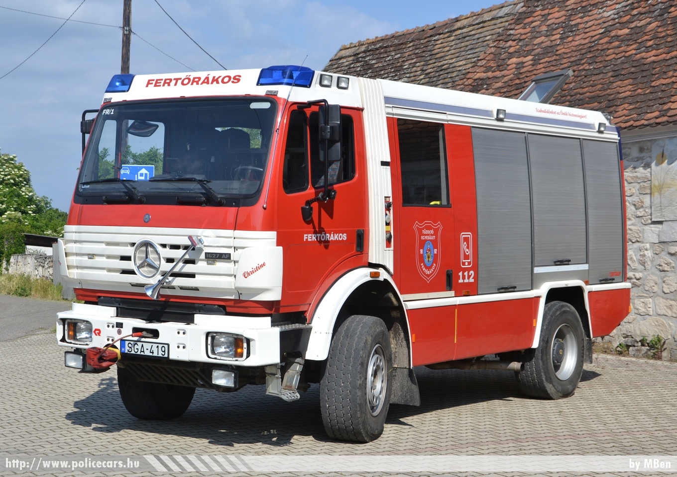 Mercedes 1627 AF Rosenbauer, Fertőrákosi Tűzoltó Egyesület, fotó: MBen
Keywords: ÖTE magyar Magyarország tűzoltó tűzoltóautó tűzoltóság Hungary hungarian fire firetruck SGA-419
