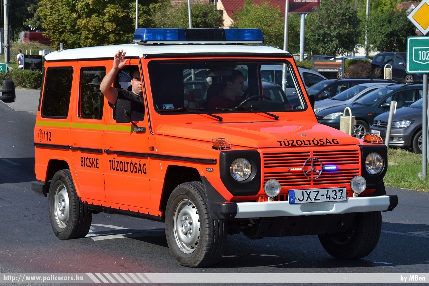 Mercedes-Benz G230, Bicskei Önkormányzati Tűzoltóság, fotó: MBen
Keywords: tűzoltó tűzoltóautó tűzoltóság magyar Magyarország ÖTP hungarian Hungary fire firetruck JXZ-437