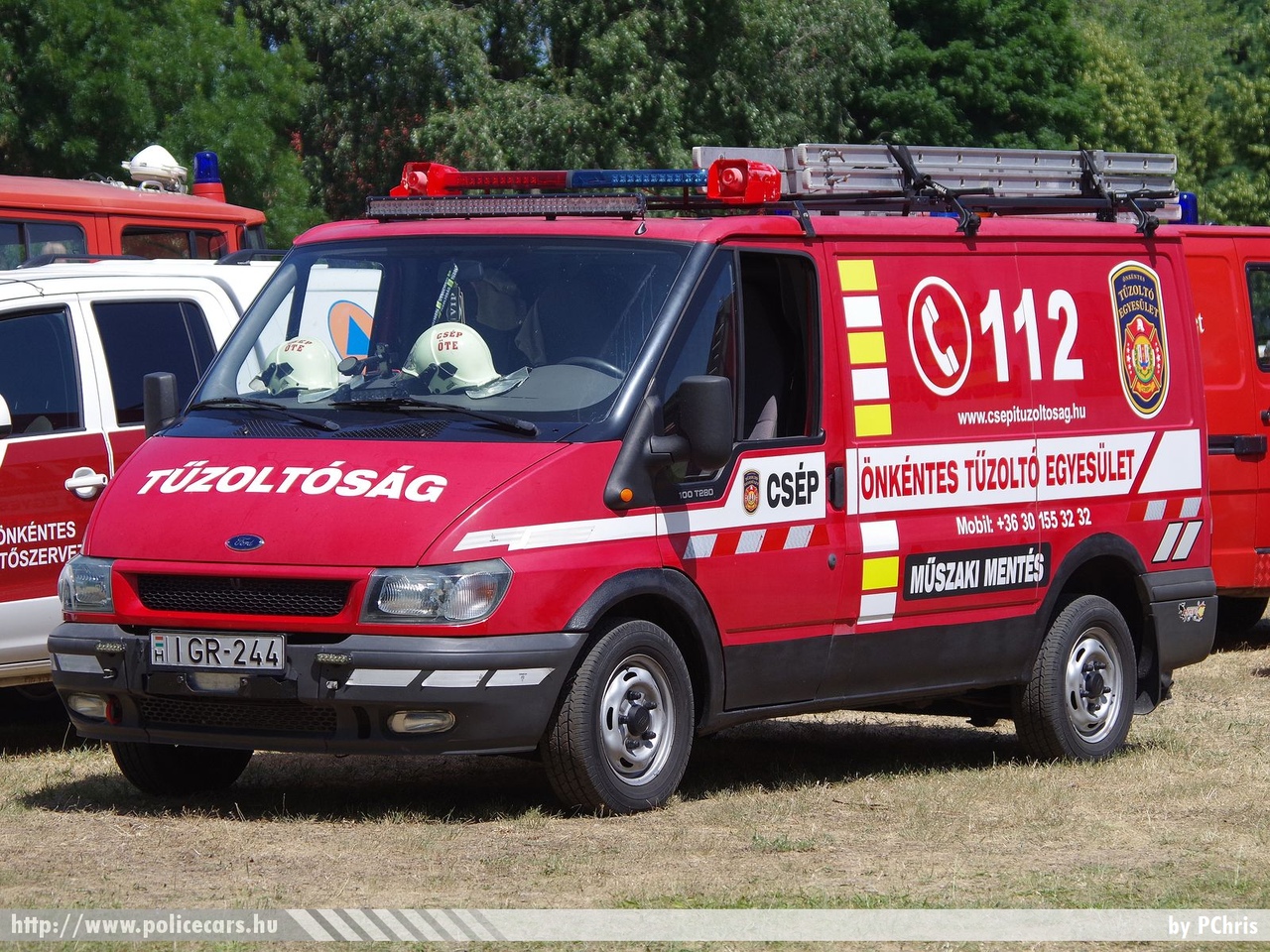 Ford Transit 100T280, Csépi Önkéntes Tűzoltó Egyesület, fotó: PChris
Keywords: ÖTE magyar Magyarország tűzoltó tűzoltóautó tűzoltóság Hungary hungarian fire firetruck IGR-244