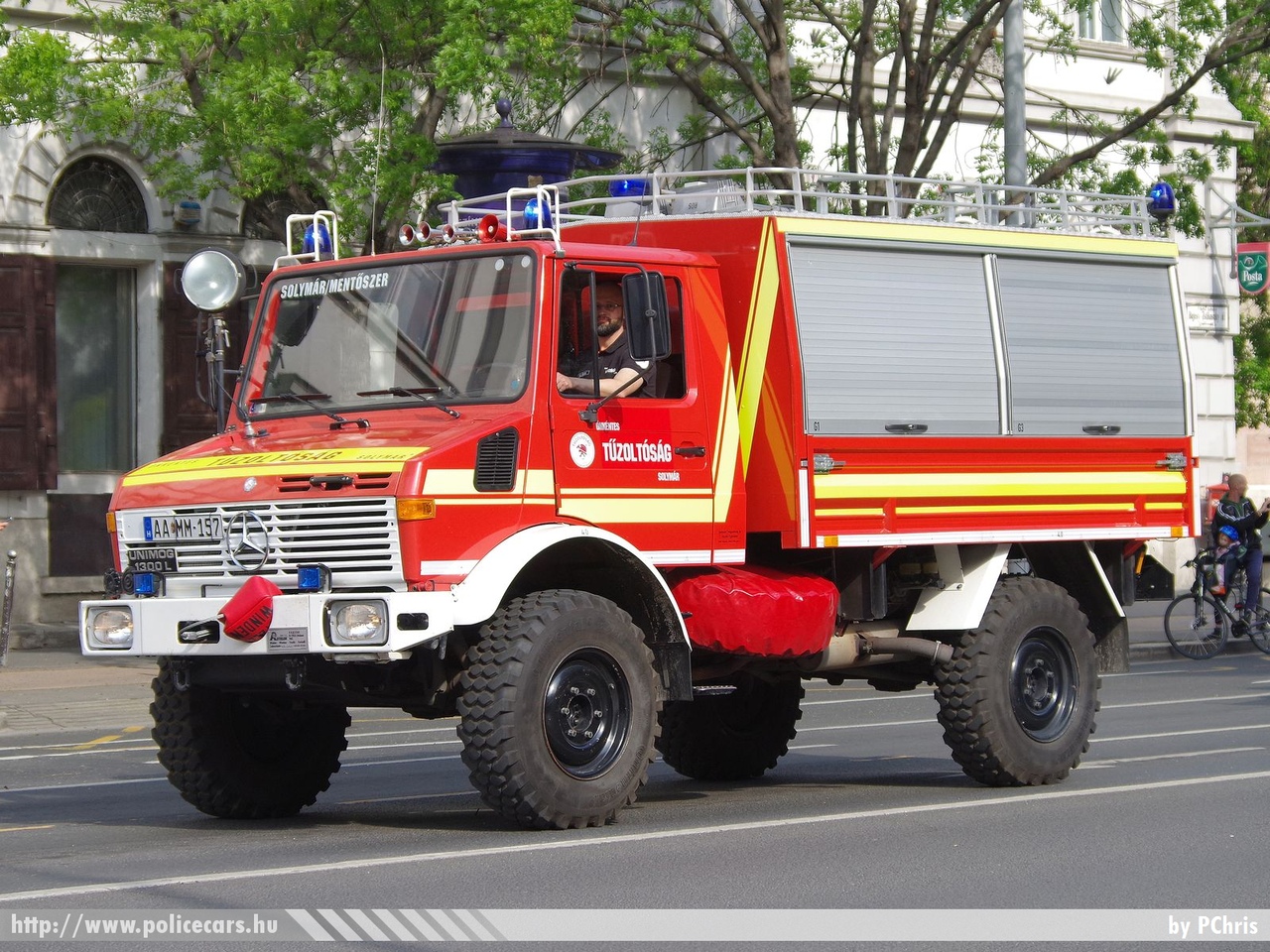 Mercedes-Benz Unimog 1300L Lentner, Solymári Polgárőrség és Tűzoltó Egyesület, fotó: PChris
Keywords: ÖTE magyar Magyarország tűzoltó tűzoltóautó tűzoltóság Hungary hungarian fire firetruck AAMM-157