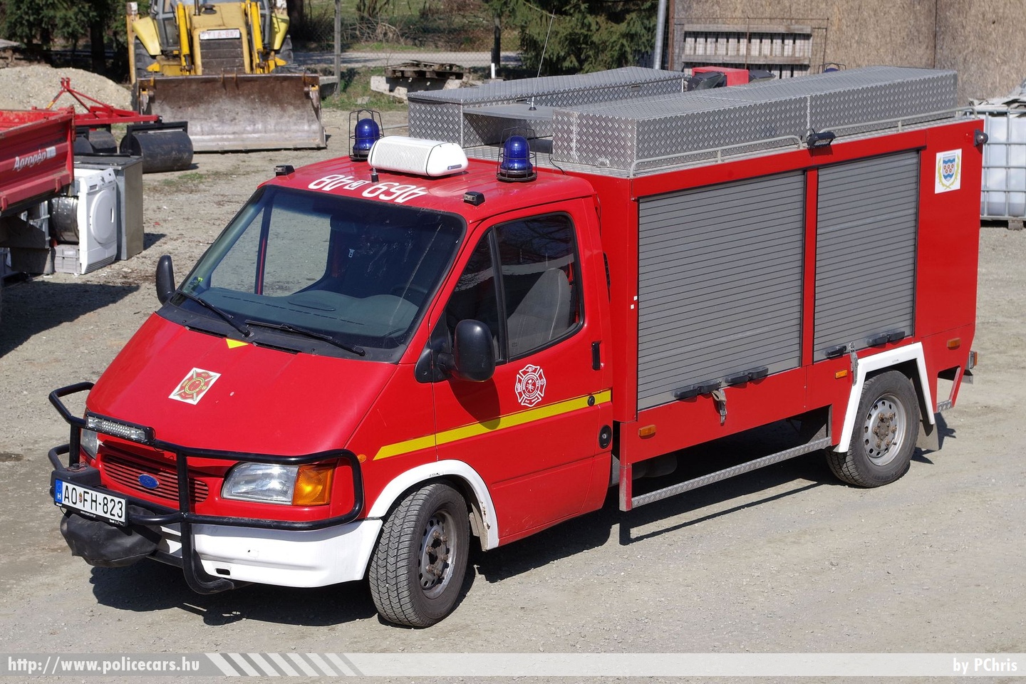 Ford Transit WISS, Szigetmonostor Önkéntes Tűzoltó Egyesület, fotó: PChris
Keywords: ÖTE magyar Magyarország tűzoltó tűzoltóautó tűzoltóság Hungary hungarian fire firetruck AOFH-823