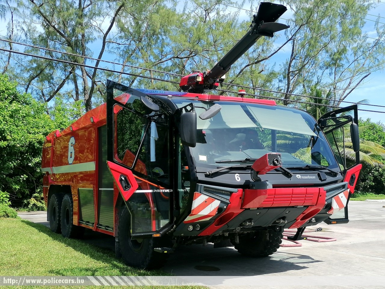 Rosenbauer Panther, Brit Indiai-óceáni Terület, fotó:
Keywords: fire firetruck tűzoltó tűzoltóautó