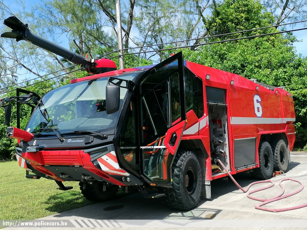 Rosenbauer Panther, Brit Indiai-óceáni Terület, fotó:
Keywords: fire firetruck tűzoltó tűzoltóautó