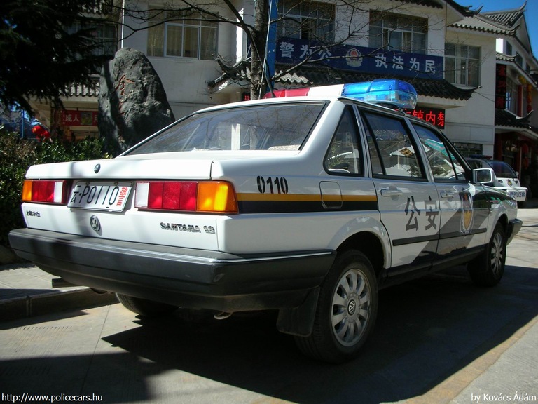 Volkswagen Santana, fotó: Kovács Ádám
Keywords: Kína kínai rendőr rendőrség rendőrautó police policecar china