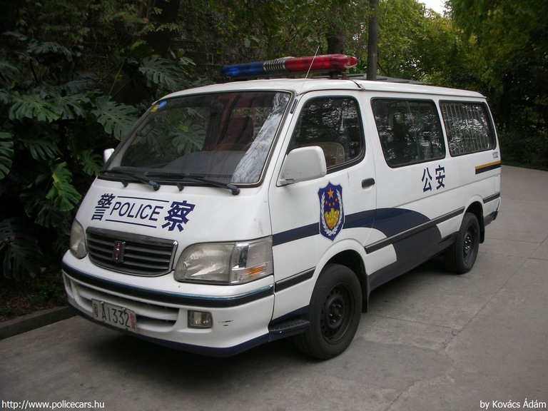 Jinbei Haise, fotó: Kovács Ádám
Keywords: Kína kínai rendőr rendőrség rendőrautó police policecar china