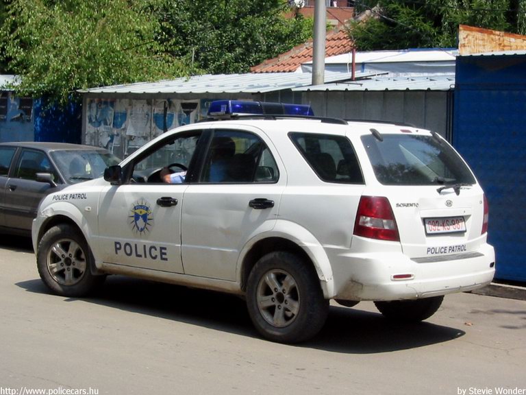 Kia Sorento, fotó: Stevie Wonder
Keywords: Koszovó koszovói rendőr rendőrautó rendőrség police policecar kosovo