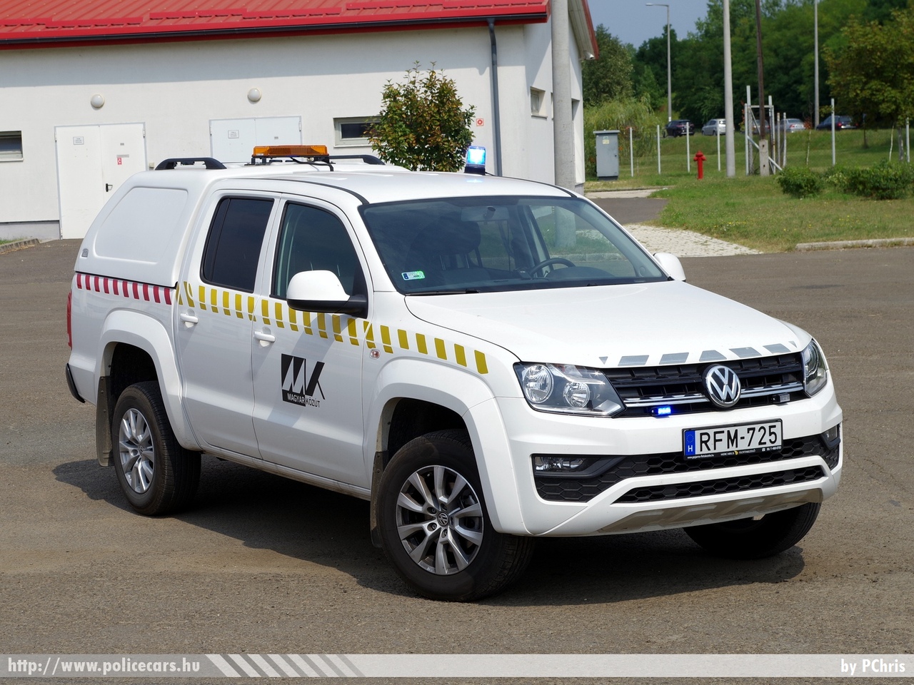 Volkswagen Amarok, Magyar Közút Nonprofit Zrt., fotó: PChris
Keywords: magyar Magyarország Hungary hungarian közút public road highway RFM-725