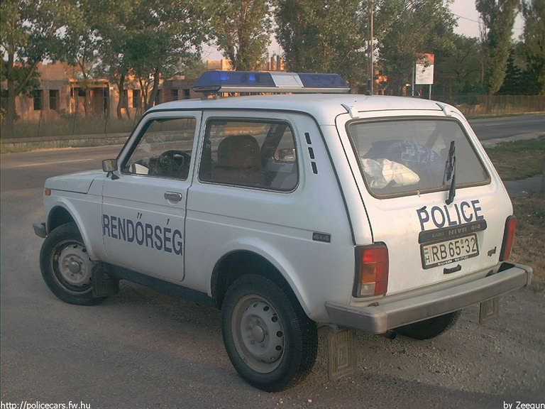 Lada Niva, fotó: Zeegun
Keywords: rendőr rendőrautó rendőrség magyar Magyarország vaz RB65-32