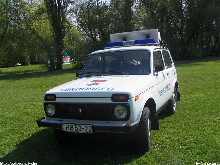 Lada Niva, fotó: Gál András
Keywords: rendőr rendőrautó rendőrség magyar Magyarország vaz RB53-22