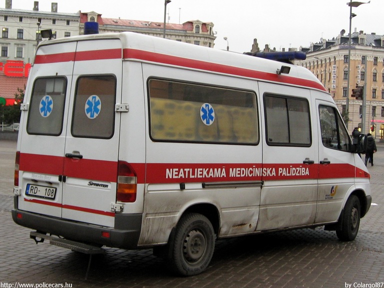 Mercedes Sprinter, fotó: Colargol87
Keywords: lett Lettország mentő mentőautó