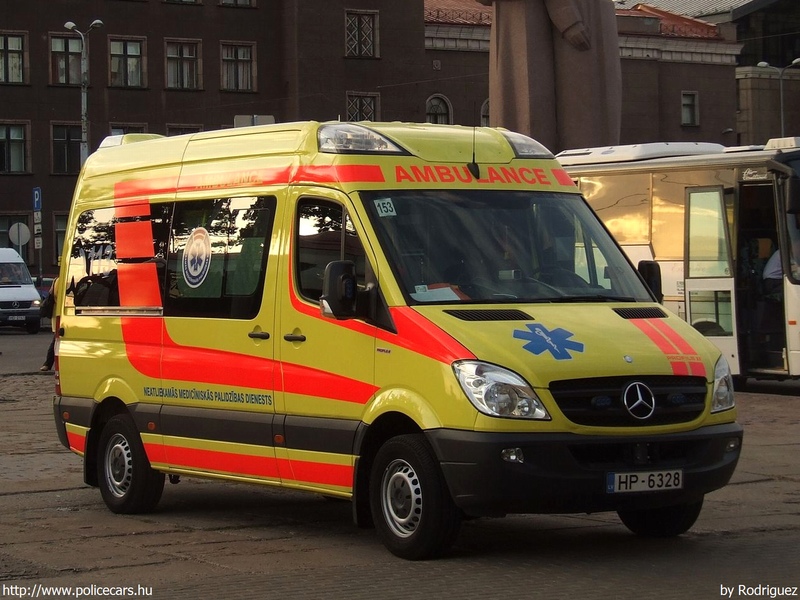 Mercedes-Benz Sprinter II, fotó: Rodriguez
Keywords: lett Lettország mentő mentőautó