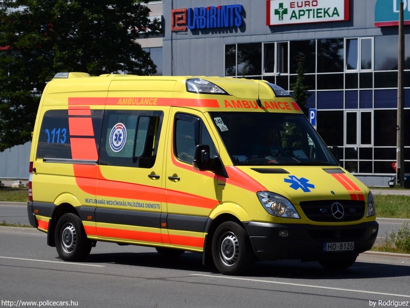 Mercedes-Benz Sprinter II, fotó: Rodriguez
Keywords: lett Lettország mentő mentőautó