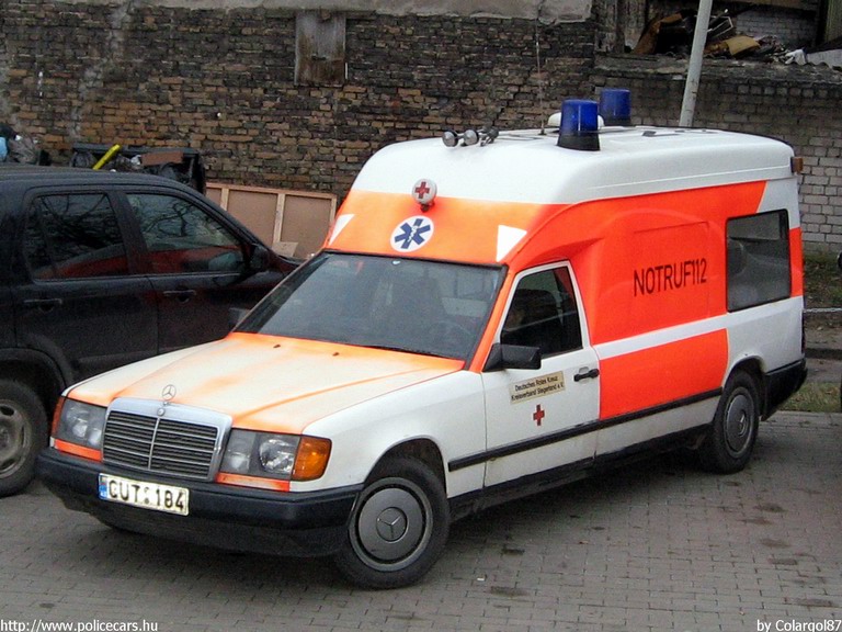 Mercedes E, fotó: Colargol87
Keywords: litván Litvánia mentő mentőautó