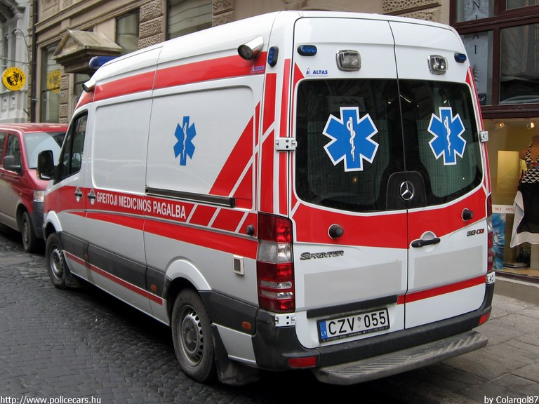 Mercedes Sprinter II, fotó: Colargol87
Keywords: litván Litvánia mentő mentőautó