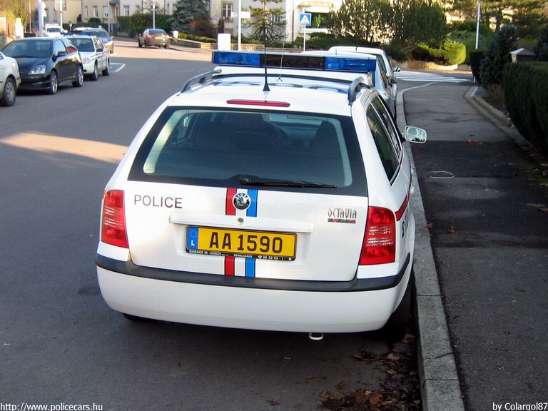 Skoda Octavia, fotó: Colargol87
Keywords: luxemburg rendőr rendőrautó rendőrség 
