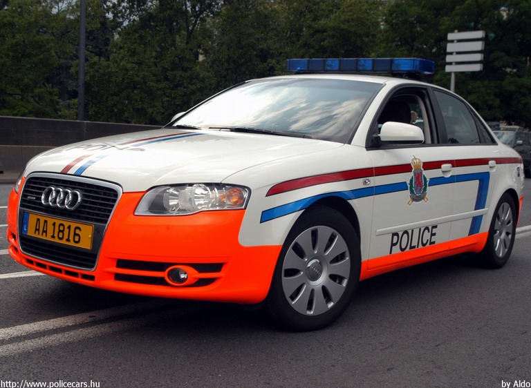 Audi, fotó: Aldo
Keywords: luxemburg rendőr rendőrautó rendőrség 