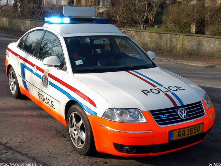 Volkswagen Passat, fotó: Aldo
Keywords: luxemburg rendőr rendőrautó rendőrség 