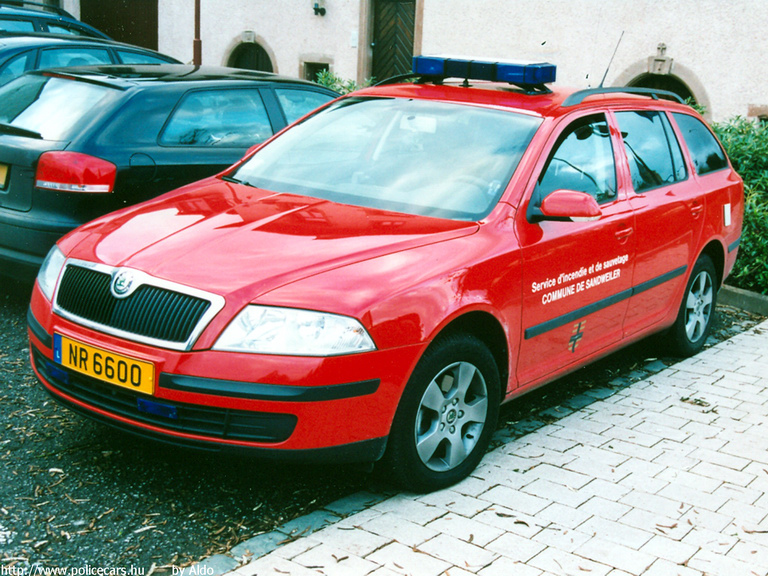 Skoda Octavia,  fotó: Aldo
Keywords: luxemburg tûzoltó tûzoltóautó tûzoltóság