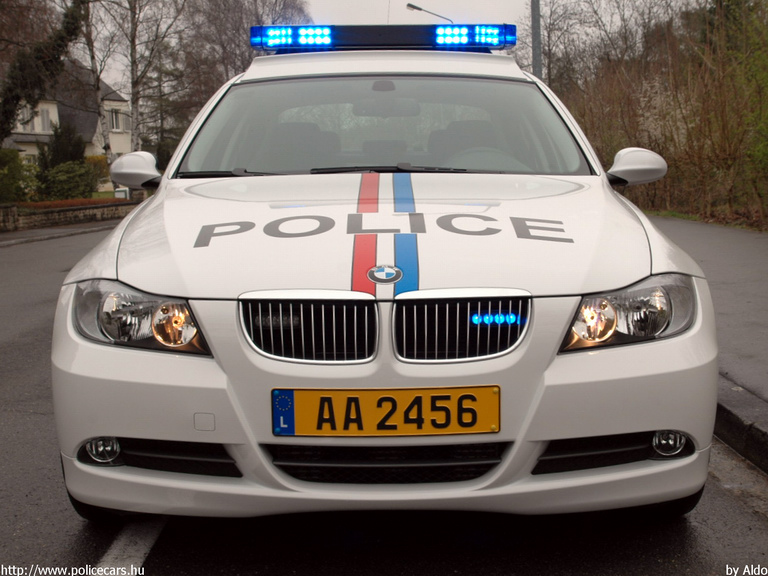 BMW 3, fotó: Aldo
Keywords: rendőrség rendőrautó rendőr luxemburg luxemburgi