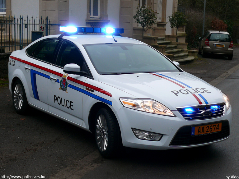 Ford Mondeo, fotó: Aldo
Keywords: Luxemburg luxemburgi rendőr rendőrautó rendőrség