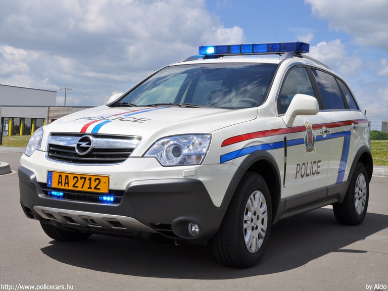 Opel Antara, fotó: Aldo
Keywords: Luxemburg luxemburgi rendőr rendőrautó rendőrség