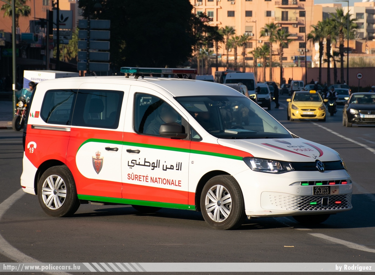 Volkswagen Caddy, Sûreté Nationale, fotó: Rodriguez
Keywords: rendőrség rendőr rendőrautó Marokkó marokkói morocco moroccan police policecar