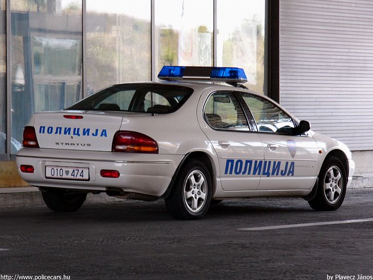 Chrysler Stratus, fotó: Plavecz János
Keywords: Macedónia macedón rendőrautó rendőrség rendőr police policecar Macedonia