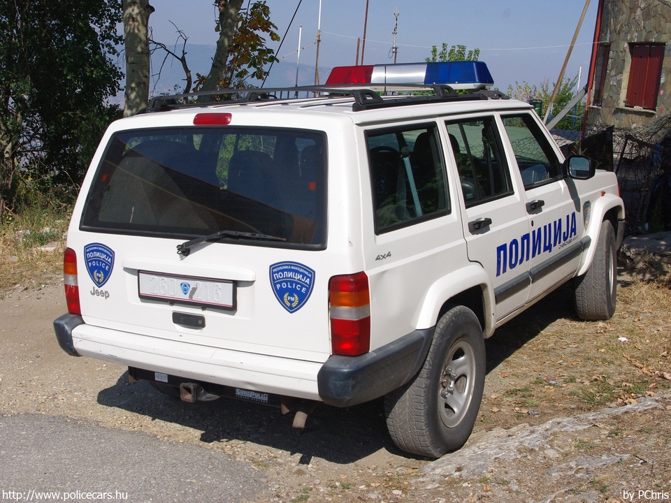 Jeep Cherokee Sport, fotó: PChris
Keywords: macedón Macedónia rendőr rendőrautó rendőrség Macedonia macedonian police policecar