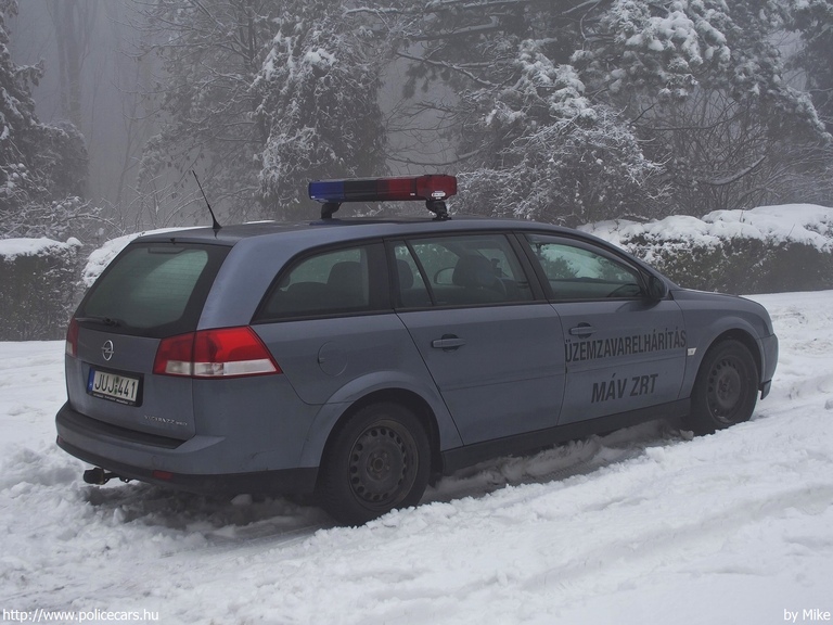 Opel Vectra, Magyar Államvasutak Zrt., fotó: Mike
Keywords: MÁV JUJ-441
