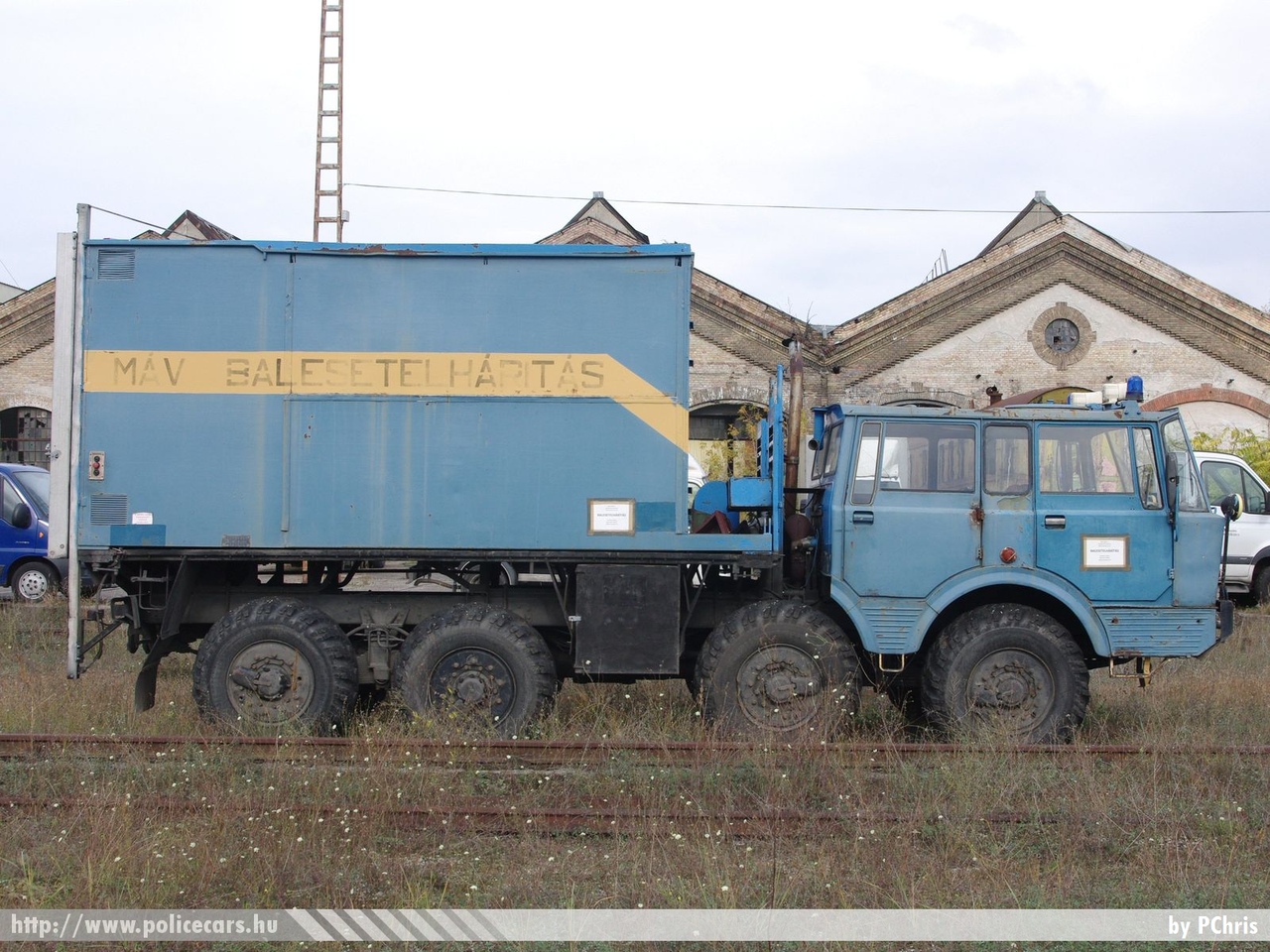 Tatra 813, MÁV-START Zrt., fotó: PChris
Keywords: máv DZD-459