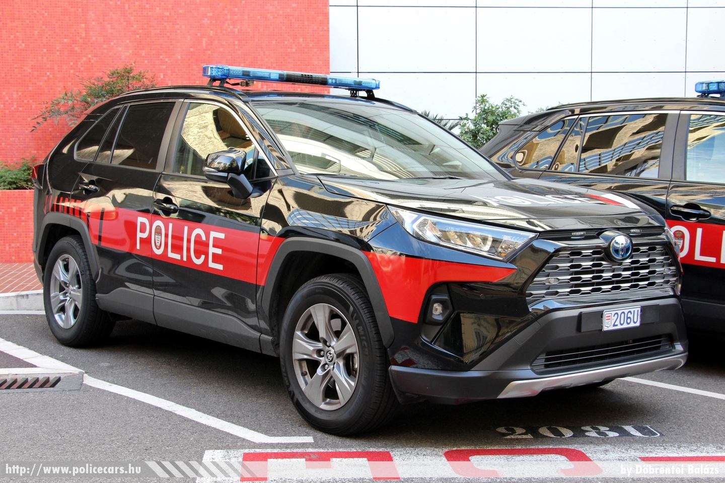 Toyota RAV4, Police, Sûreté publique de Monaco (Sügürità pǜblica de Mùnegu), fotó: Döbrentei Balázs
Keywords: rendőr rendőrautó rendőrség Monaco monacoi police policecar
