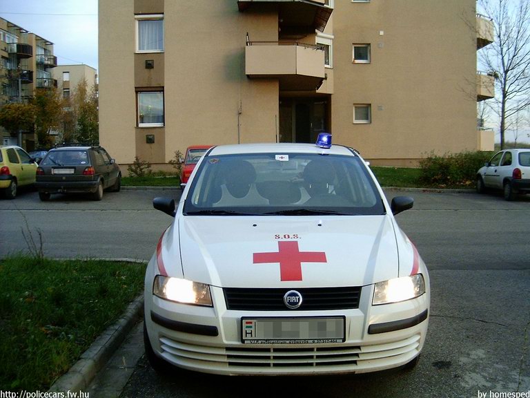 Fiat Stilo, orvosi ügyelet, Gyöngyös, fotó: homesped
Keywords: mentő magyar Magyarország mentőautó