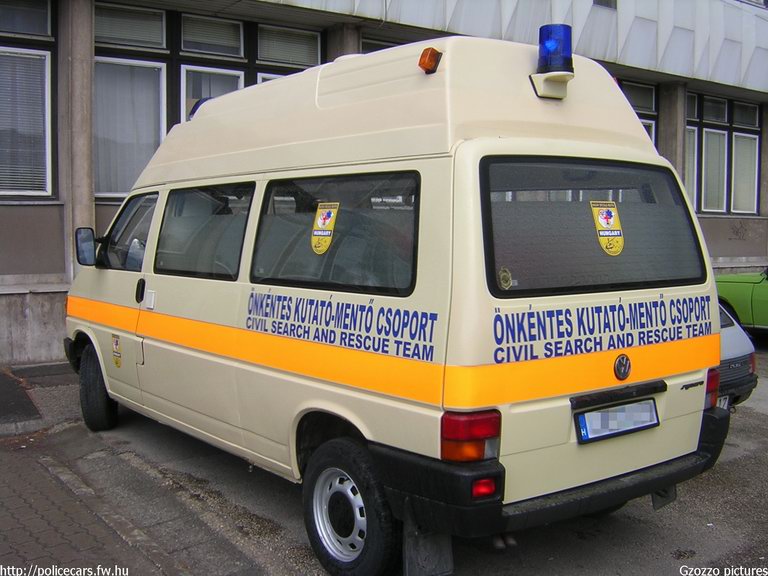 Volkswagen Transporter T4, Székesfehérvár, fotó: Gzozzo pictures
Keywords: mentő magyar magyarország mentőautó