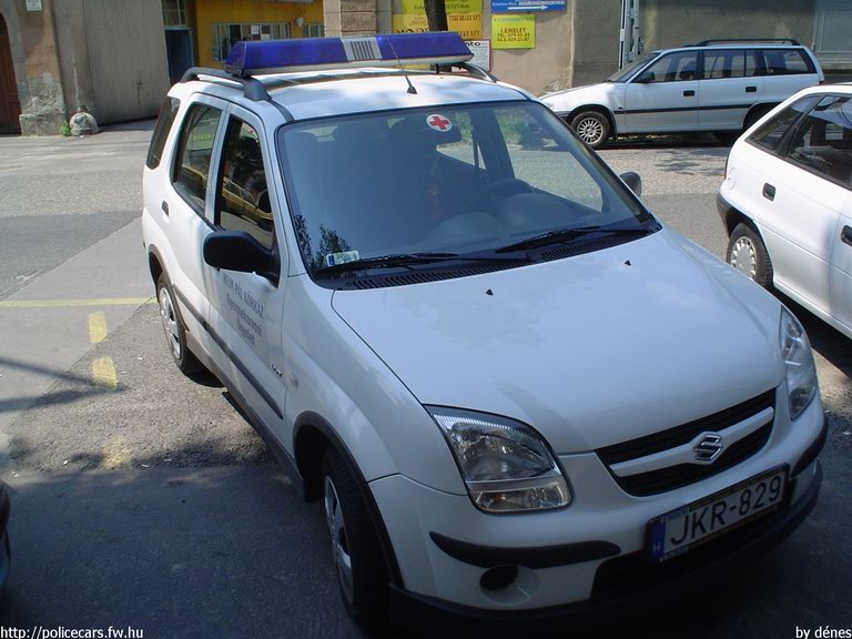 Suzuki Ignis, Budapest, gyermekorvosi ügyelet, Heim Pál Kórház, fotó: dénes
Keywords: mentő magyar Magyarország mentőautó JKR-829