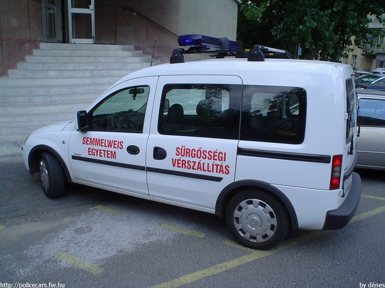 Opel Combo, Budapest, vérszállítás, Semmelweis Egyetem, fotó: dénes
Keywords: mentő magyar Magyarország mentőautó JLG-737