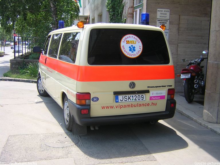 Volkswagen Transporter T4, Samaritanus Mentõszolgálat, fotó: Gzozzo pictures
Keywords: mentő magyar Magyarország mentőautó JSK-209